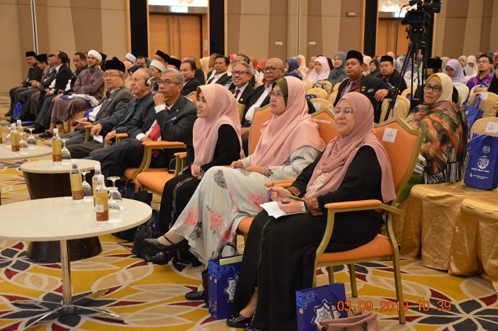 1st International Forum On Islamic Thought 4